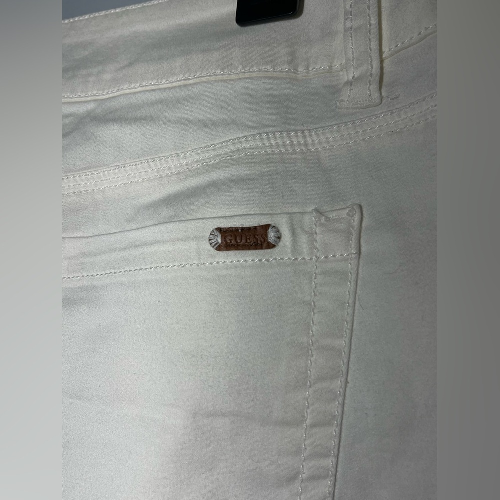 Guess White Jean Shorts Casual Style - Picture 8 of 12